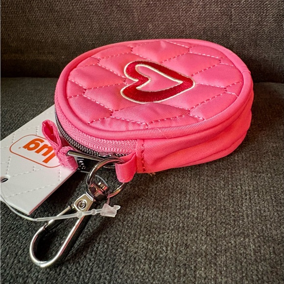 Lug Circle Embroidered Coin Pouch – Perfectly Pink (Embroidered Red Heart) - Picture 3 of 16